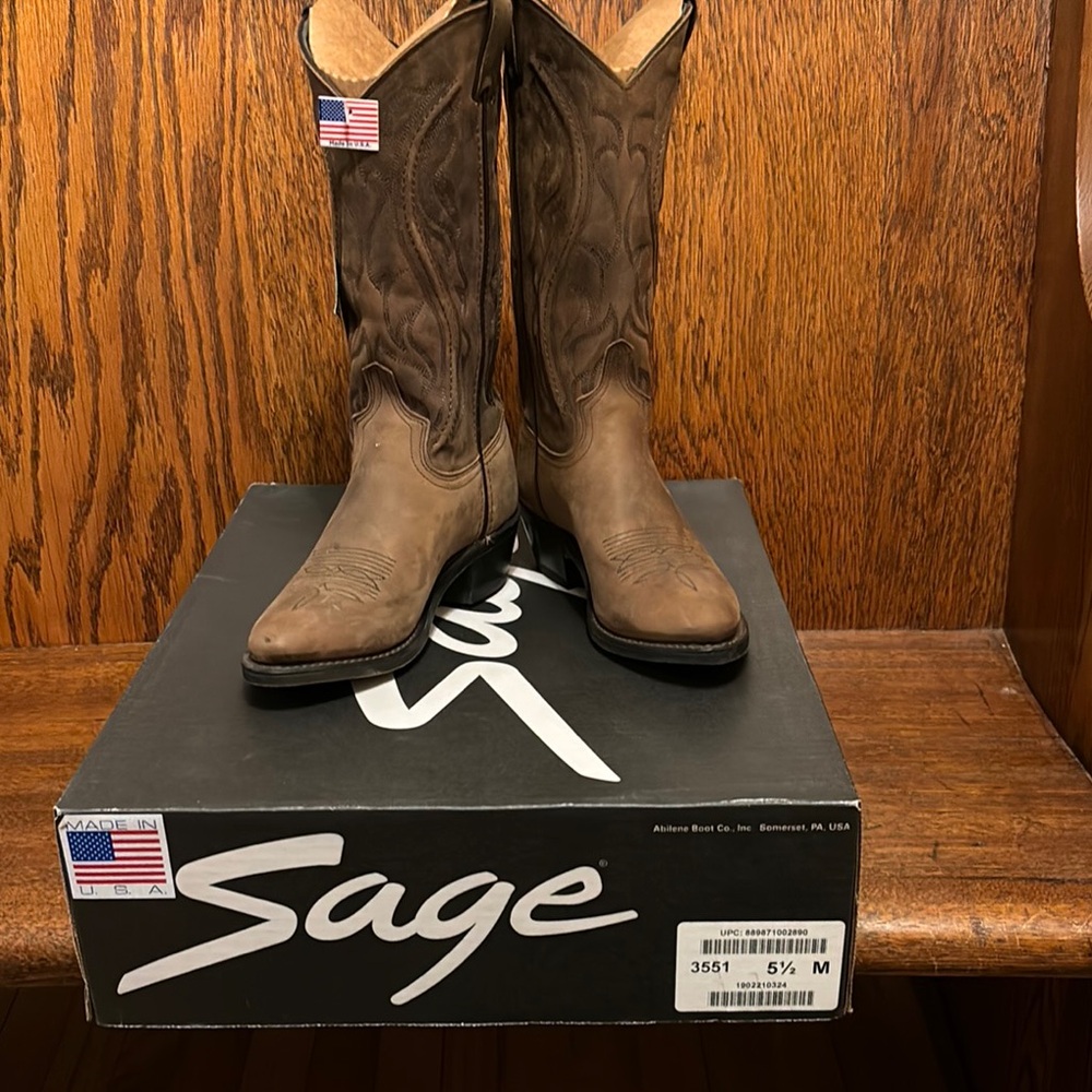 Sage Women’s Brown  Leather Cowgirl Boots